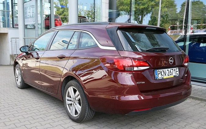 Opel Astra cena 45900 przebieg: 101500, rok produkcji 2018 z Puszczykowo małe 106